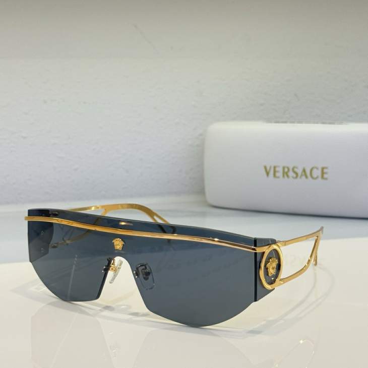 Picture of Versace Sunglasses _SKUfw79280517fw